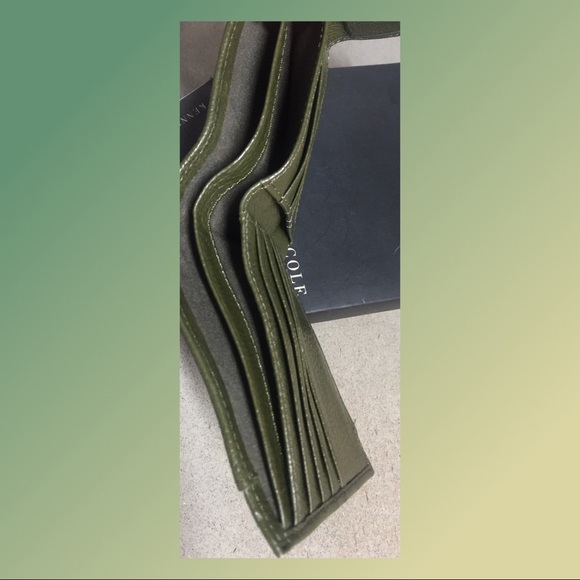 Kenneth Cole Green Leather Trifold Ladies Wallet - Picture 5 of 6